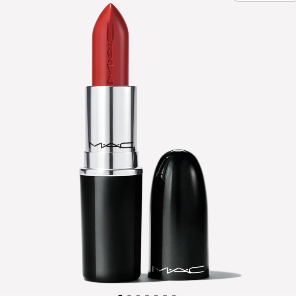 💎 2 x 28💎 Mac cosmetics red lipstick 510 lady bug